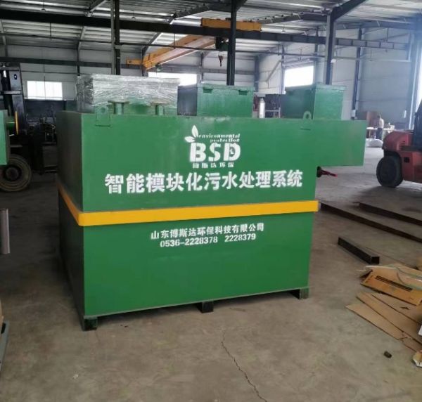 污水池含有毒有害物质，非专业勿擅自清理